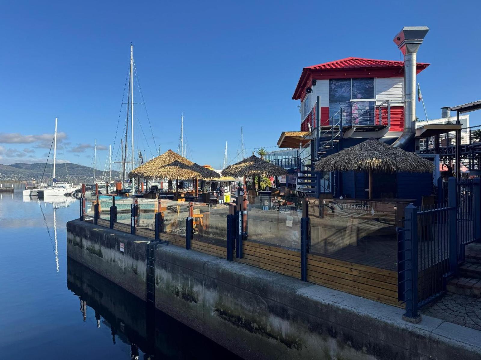 Knysna Quays Waterfront Accomodation Eksteriør bilde